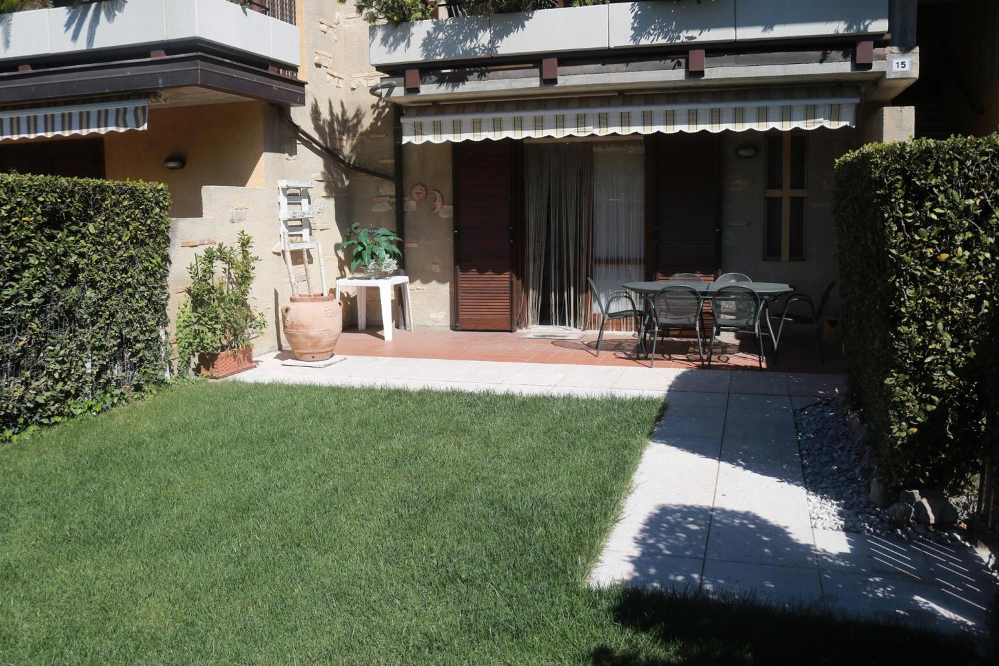 Apartment In Lazise - Gardasee 40851 Exterior photo